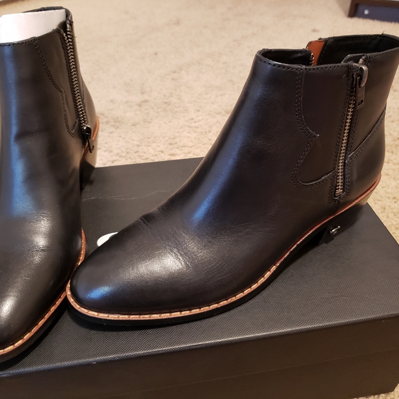 Coach Boots - Picture 3 of 6